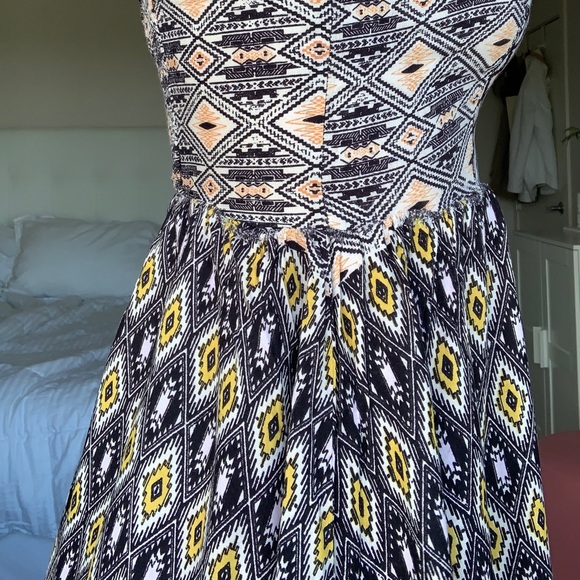 Boho Style Dress - Picture 5 of 6